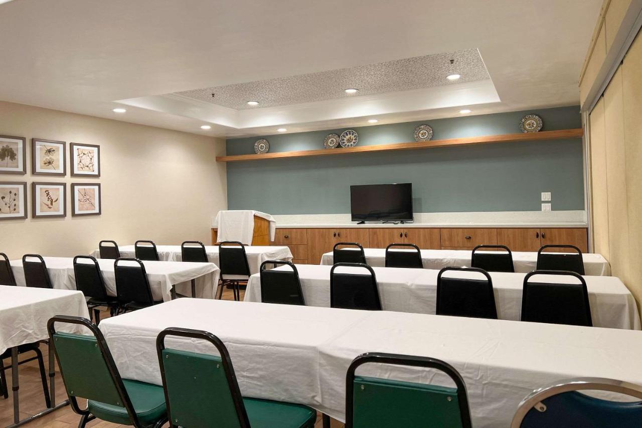 Mainstay Suites Orange County John Wayne Airport Santa Ana Extérieur photo